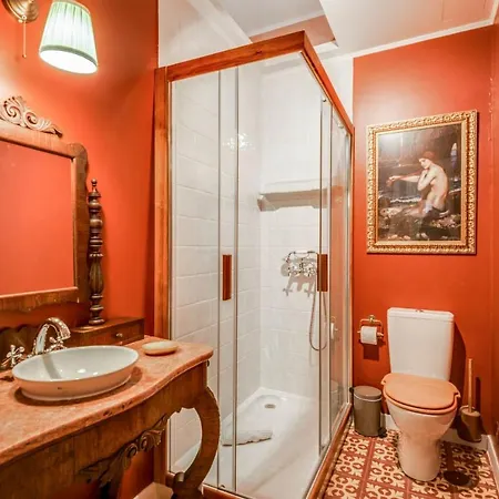Apartment Luxa Charm House By Lovelystay