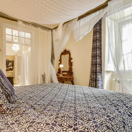 Apartment Luxa Charm House By Lovelystay Sintra