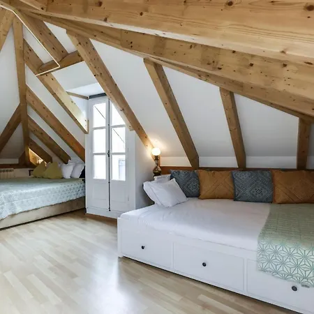 Apartment Luxa Charm House By Lovelystay