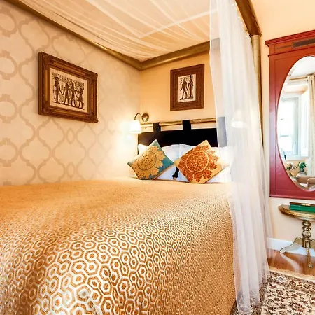 Apartment Luxa Charm House By Lovelystay Sintra