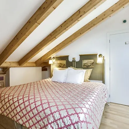 Luxa Charm House By Lovelystay * Sintra